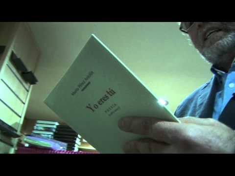 Mario Pérez Antolín lee un poema de su último libro