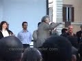 Grillo lancia il V2-DAY da piazza Navona
