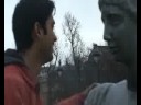 videos de Arinjay flirting with statues :)