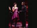 Idina-Menzel-sings-L