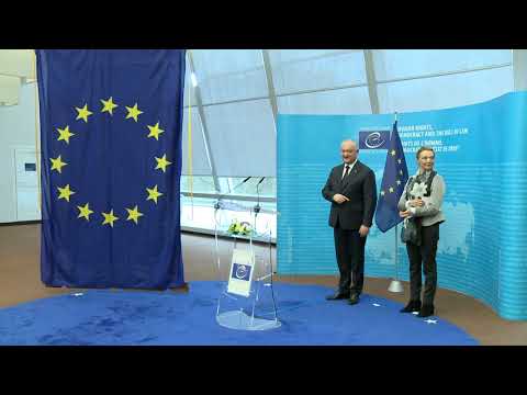 Igor Dodon a oferit Consiliului Europei un cadou din partea țării noastre