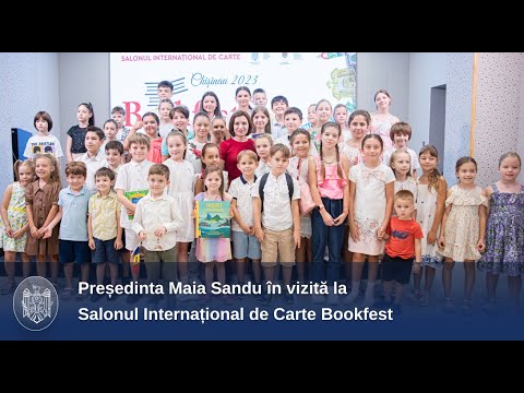Глава государства посетила Международную книжную ярмарку„Bookfest” и прочитала детям отрывок из «Маленького принца»