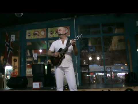 Nikola's Troubadour LIVE