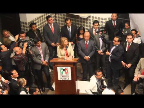 Ivonne Ortega toma protesta a los nuevos delegados del PRI en Puebla