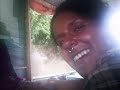 Hippies em viagem de canoa na Amazonia