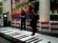 videos de FAO Schwartz Big Piano Show - Full Show - Sabrina Cohen