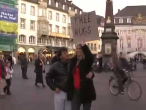 Free Hugs in Bonn