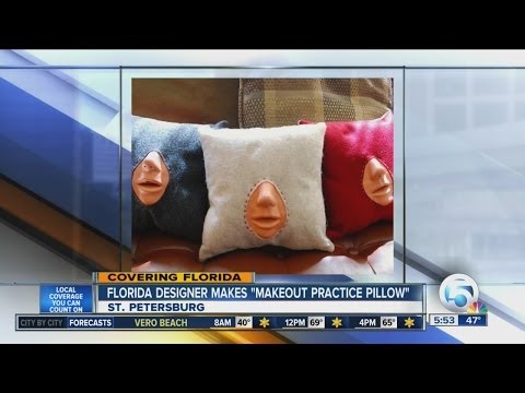 how to practice kissing with a pillow