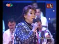 yeliz-gk-payton-geldi-meyhaneye-dayandi.html