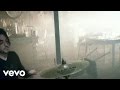 Le Mani Stai Bene Come Stai Official Music Video and Lyrics