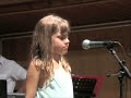 Orianne chante sans musique