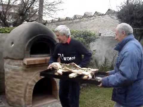 horno de barro - Encontranos en facebook: https://www.facebook.com/pages/hornos-de-barro/207735289248612?fref=ts Construcción de hornos de barro EL HORNERO# Contacto: 4758- 0...