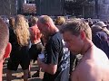 Pecking corn - Wacken 2004 - MUTE SPEAKERS