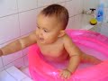 Mel 11 meses no banho