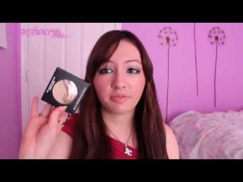 MAC Tres Chic - Topbox: http://topbox.ca Glymm: http://www.glymm.com/share/swt-sugar Luxe: http://luxebox.loosebutton.com/friend-sign-up?referrer=ZmFjZWVmNjI= http://youtube...