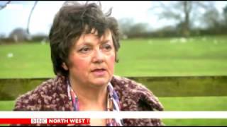 Cheshire Forest Hunt kill fox in Macclesfield - BBC Northwest 27 Feb 2017