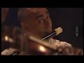 Charpentier : Sonate à huit. Orchestre des Folies Françoises - Patrick Cohen-Akenine. Violons : Patrick Cohen-Akenine, Léonor de Recondo ; Flutes : Jocelyn Daubigney,  Stéfane Troffaes ; Viole : Christine Plubeau ; Basse de violon : François Poly ; Théorbe : Pascal Monteilhet ; Clavecin : Isabelle Sauveur (not Béatrice Martin !). Réalisation : Olivier Simonnet. A l'Opéra Royal du Château de Versailles.