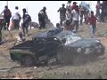 Treintaiún trabajadores resultaron gravemente heridos, siete camionetas y una motocicleta de la Municipalidad Provincial de Huancayo (MPH) fueron saqueadas, destrozadas, aventadas al abismo e incendiadas por vándalos que invadieron el terreno privado, ubicado en el anexo de Lastay, distrito de Quichuay, donde se construye la Planta de Tratamiento y Disposición Final de Residuos Sólidos.