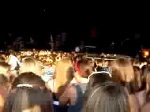 Demi Lovato-Verizon Wireless Amhp. 7-22-08