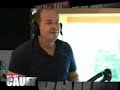 Cauet pete litteralement les plombs!!! 