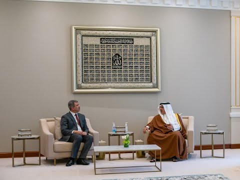 نائب جلالة الملك ولي العهد يلتقي معالي السيد إحسان عبدالجبار إسماعيل وزير النفط العراق