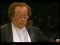 marlos nobre, 
divertimento for piano & orch, 
mov. 3 - vivo
simon bol�var symphony orchestra
conductor: jos� serebrier
piano: marlos nobre
teatro teresa carre�o, caracas.

the critic of 