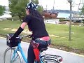 Lestat y Vampi en bici por la magdalena( Santander)