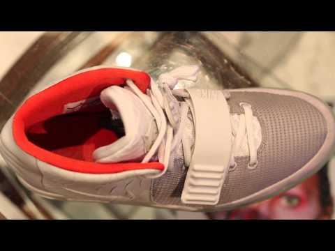 Toss-Up Nike Air Yeezy 2 en Tiendas Fitzrovia Argentina & VI