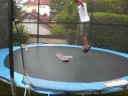 MandMTrampboarding - Kickflip MandMTrampboarding - Kickflip