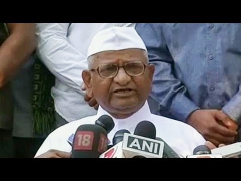 Delhi polls: Anna Hazare happy with Aam Aadmi Party's performance