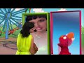 Katy Perry sings "Hot N Cold" with Elmo on Sesame Street!