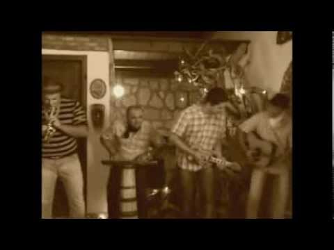 ΒΙΝΤΕΟ ΑΠΟ ΕΛΛΗΝΙΚΕΣ ΤΑΙΝΙΕΣ - ΤΟ ΒΙΝΤΕΟ ΓΑΜΟΥ ΗΤΑΝ ΙΔΕΑ ΤΩΝ ΝΕΟΝΥΜΦΩΝ (ΑΝΕΣΤΗΣ & ΕΛΕΝΗ) ΕΜΕΙΣ ΟΙ ΦΙΛΟΙ ΑΠΛΑ ΒΟΗΘΗΣΑΜΕ ΝΑ ΠΡΑΓΜΑΤΟΠΟΙΗΘΕΙ. ΚΑΝΑΜΕ ΓΥΡΙΣΜΑΤΑ ΜΙΑΣ...