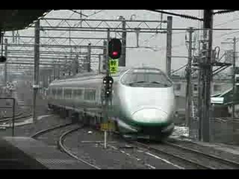 山形新幹線つばさ 400系