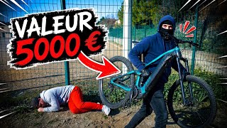 IL ME RACKETTE MON VÉLO ELECTRIQUE ET ME LAISSE PAR TERRE ! ( CAM OFF ) 