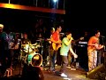 atitude4 no espa�o509, show realizado nesta ultima sexta feira dia 23-11.

eu pensei que n�o era pra me apaixonar
mas ouvi a batida do peito falar
me envolvi sem querer fui me deixar levar
quando vi era rumo pra n�o regressar

ainda bem
armadilha que o destino fez
trouxe a felicidade de vez
encontrei um amor que me fez enxergar

como � bom
se entregar sem ter medo de amar
s� assim � que eu pude acordar
pra esse amor transformar

um mar de segredos revelei
tentei evitar n�o suportei
tanta paix�o tanto querer
hoje s� vivo por voc�

um mar de segredos revelei
tentei evitar n�o suportei
teu cora��o o teu prazer
hoje s� vivo por voc�