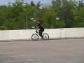 Bobby p� Johannes cykel 1.1