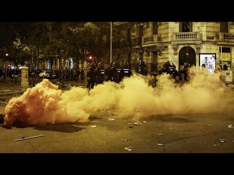 Spanien: Schwere Ausschreitungen bei erneuten ...