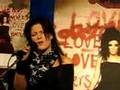 videos de Hanna Pakarinen - LMA (Live at City-Anttila 14.2.2007)
