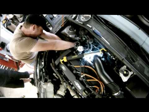how to get an alternator out of a ford focus