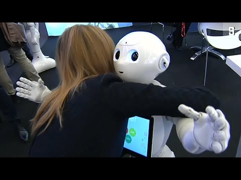 Ein Kerl zum Knuddeln: Pepper, der Kuschelroboter auf ...