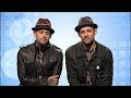 Benji and Joel Madden have a special public announcement... debunking twin myths. Official ROVE site - RoveDaily.com.au (Roving Enterprises, Melbourne Australia) - CSA, skit, sketch, humour, humor, Benji Madden, Joel Madden, Good Charlotte, identical twins. FULL interview will be available on this channel soon. Broadcast date 8 November, 2009 - Episode 35 of 2009 (s10e35) 08-11-09 Brought to you by Rove McManus site - www.RoveOnline.com (unofficial) | http...