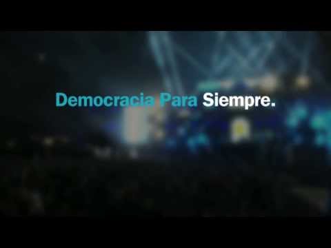 para - Argentina cumple 30 años ininterrumpidos de democracia. No ha sido fácil, pero lo hemos logrado entre todos, porque todos hacemos la Democracia. En cada gest...