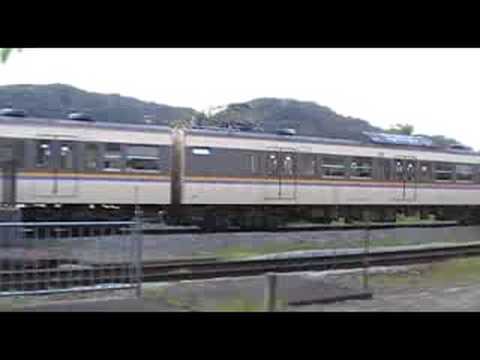 JR江原駅を発車するサンパチ