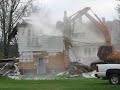 Bradley University Tears Down Maplewood Avenue
