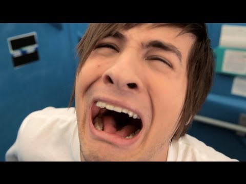 stuck - ALTERNATE ENDING & BLOOPERS: http://bit.ly/toiletXTRAS WATCH THIS EPISODE EN ESPAÑOL: http://youtu.be/Arr0S5H4l7I GET ANTHONY'S AWESOME SHIRT: http://smo.sh/...