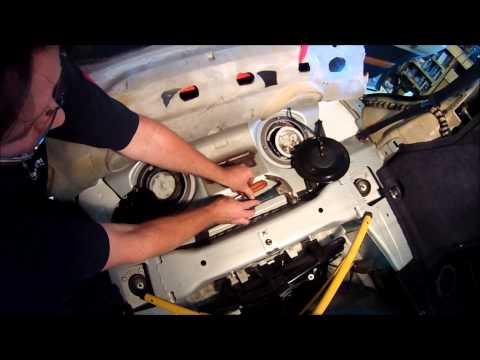 DIY Fuel Pump removal Range Rover HSE (2004) and disassemble