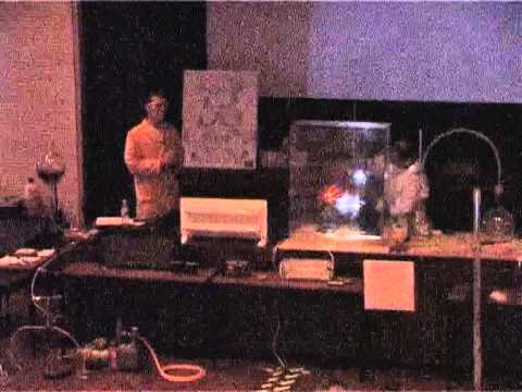 how to react chlorine with hydrogen