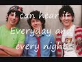 Jonas Brothers (as connect 3) Play my Music Sing-along