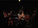 pontiakos , morceau grecque , jam avec sur sc�ne tim sparks (guitar), yoram rosilio (cb), gilles finzi (bouzouki), adrian iordan (accord�on), sylvain dupuis (cajon), camille chapelli�re (clarinette).
en ecoute sur www.myspace.com/finzime
infos : www.myspace.fr/finzime