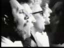 Queen - The show must go on Queen - The show must go on